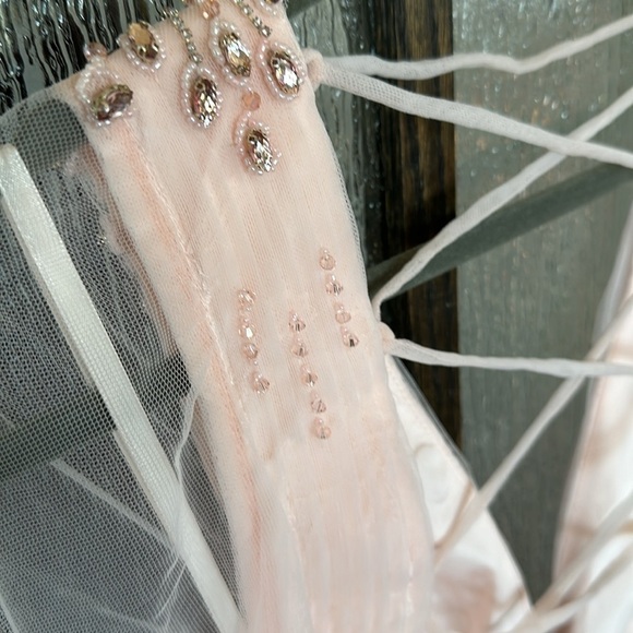 Mac Duggal TULLE SHEER LONG SLEEVE CUT OUT LACE UP A LINE GOWN size 10 New $398 - Picture 15 of 15